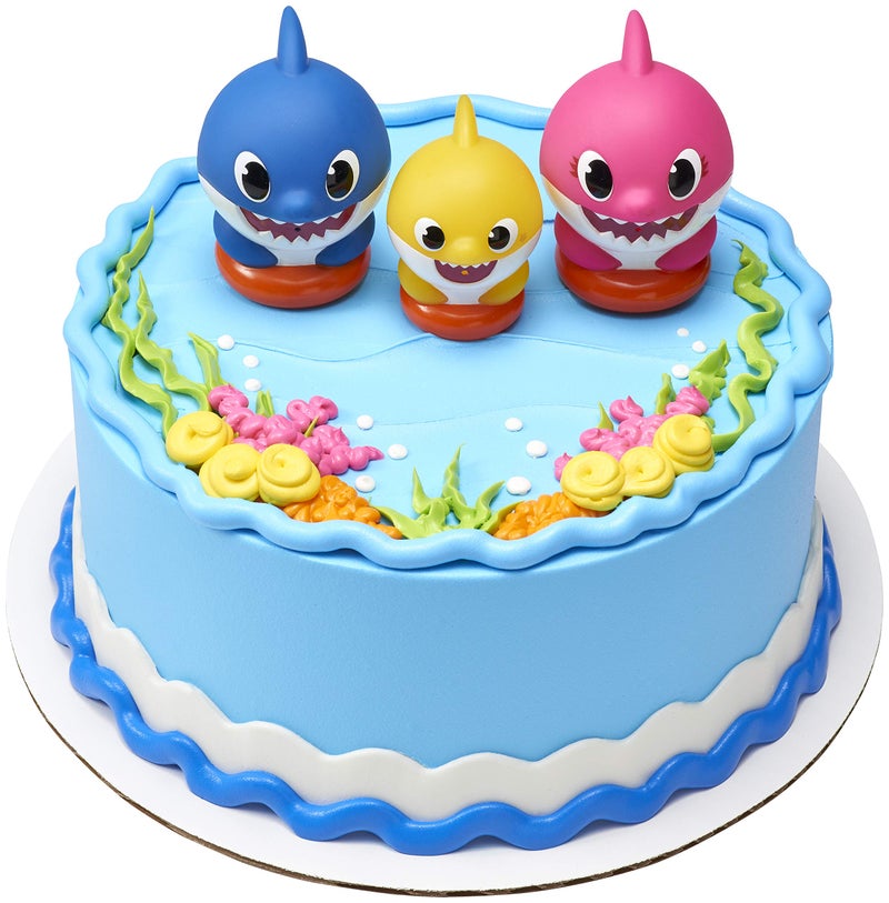 DecoPac DecoSet Baby Shark Cake Topper, 3-Piece Set with Mom, Dad and Little One, Adorable Decorations with Collectible Figurines - Image 4